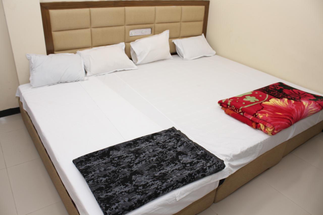 Hotel Night Heaven Bāndarban Extérieur photo