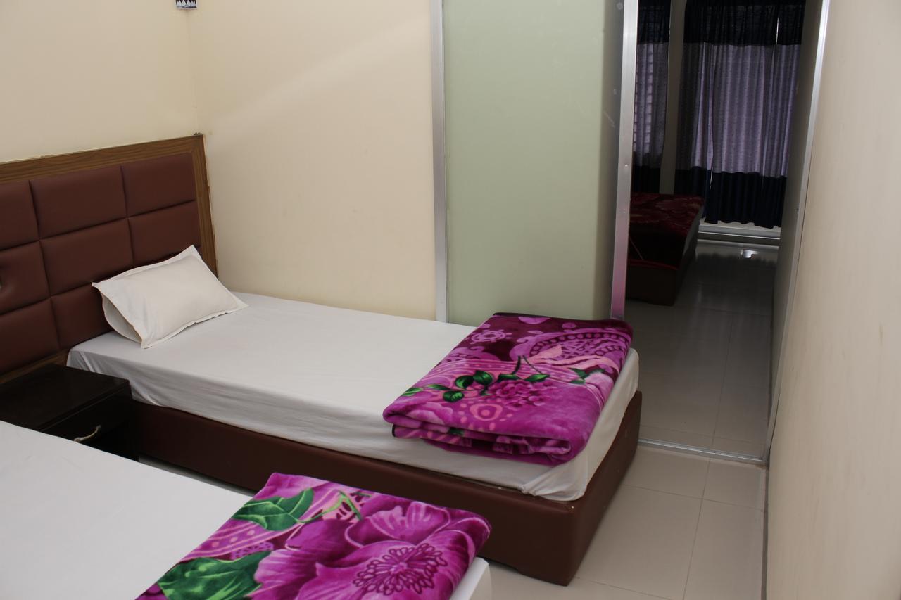 Hotel Night Heaven Bāndarban Extérieur photo