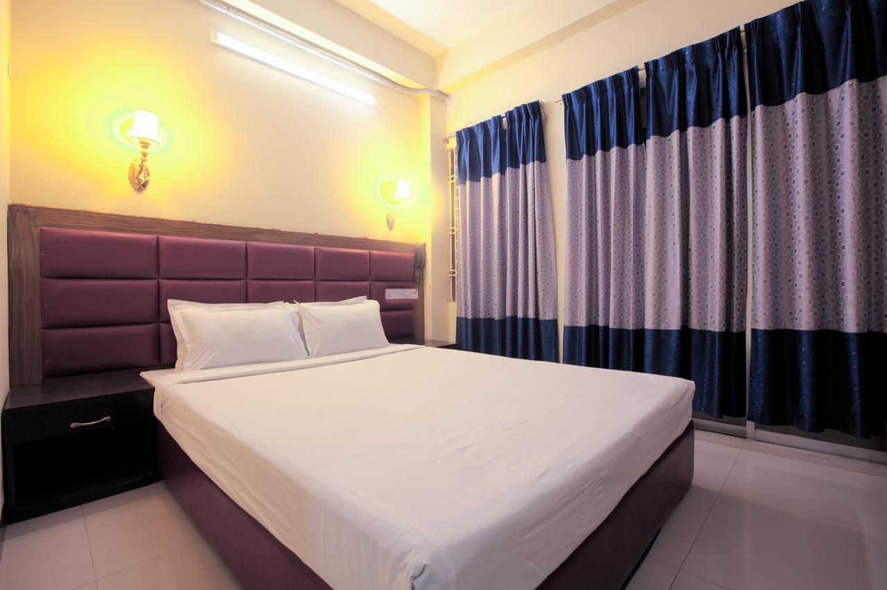 Hotel Night Heaven Bāndarban Extérieur photo